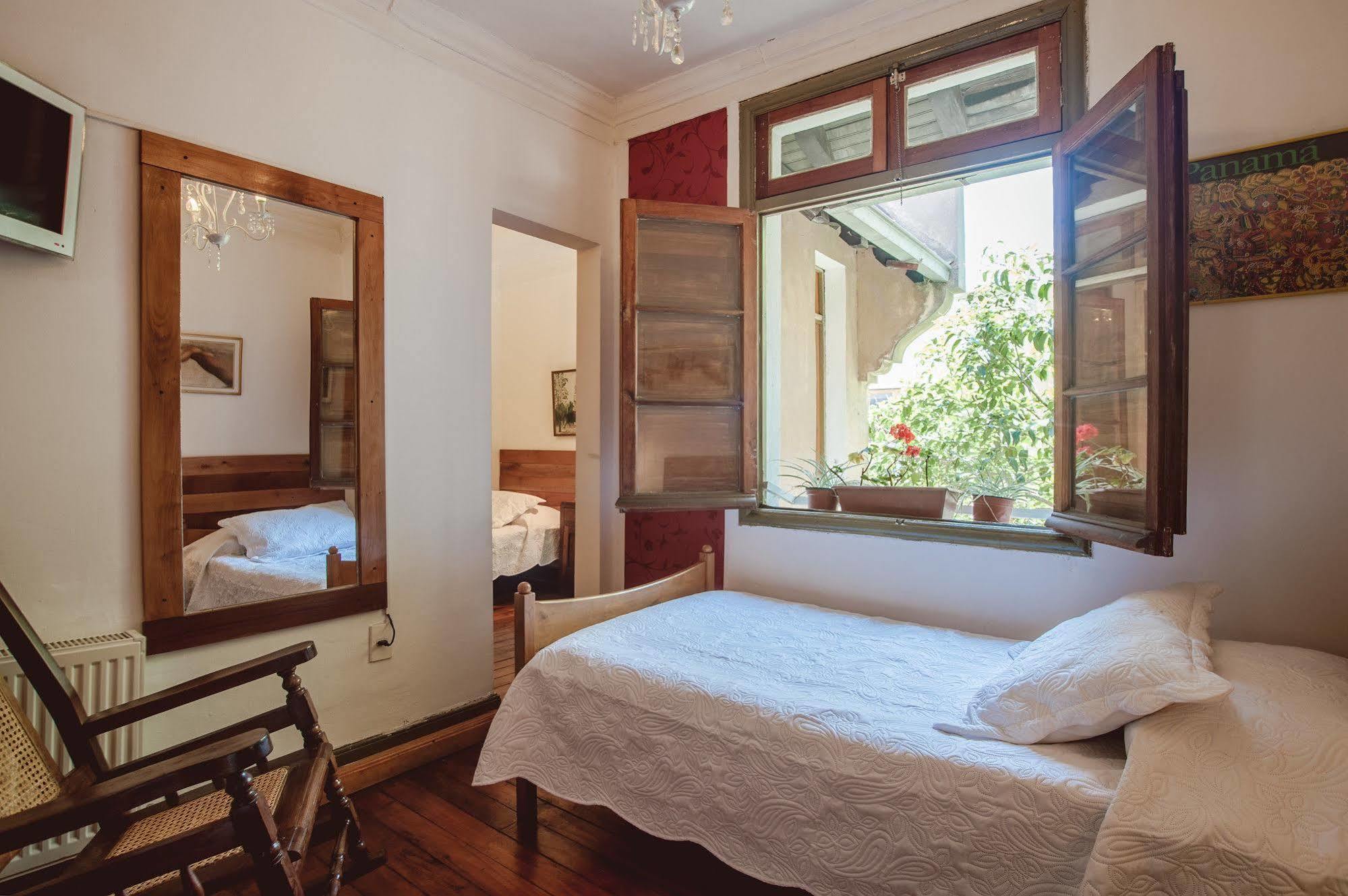 Providencia Bed & Breakfast Santiago Exterior photo